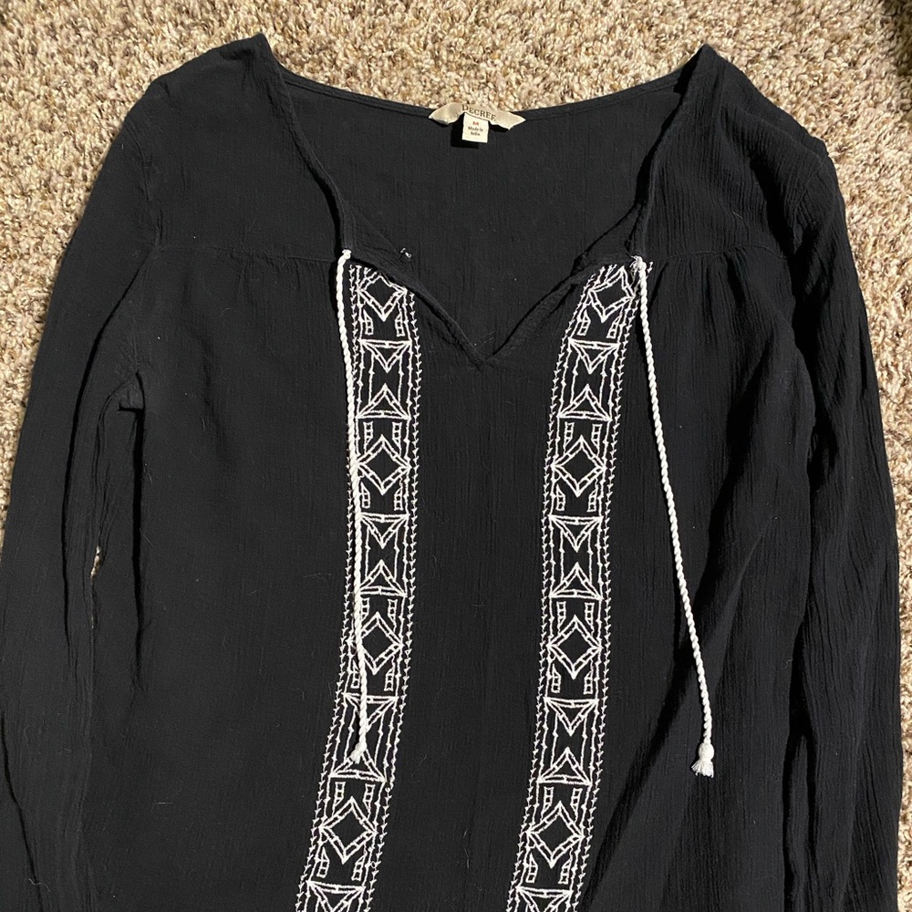Decree Southern Boutique Shirt